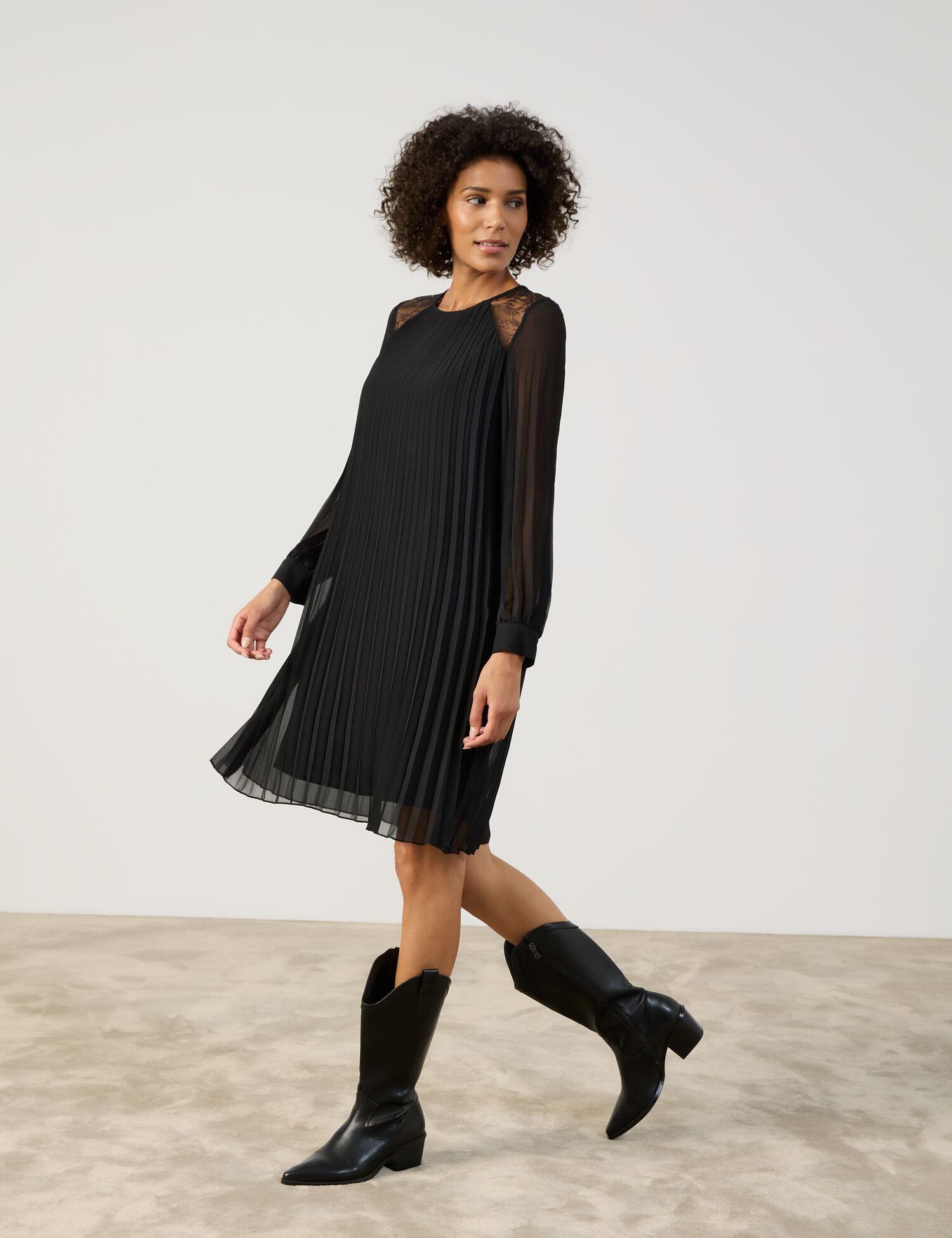 Gerry Weber_Black_Dress Woven_480036-31403_11000_05