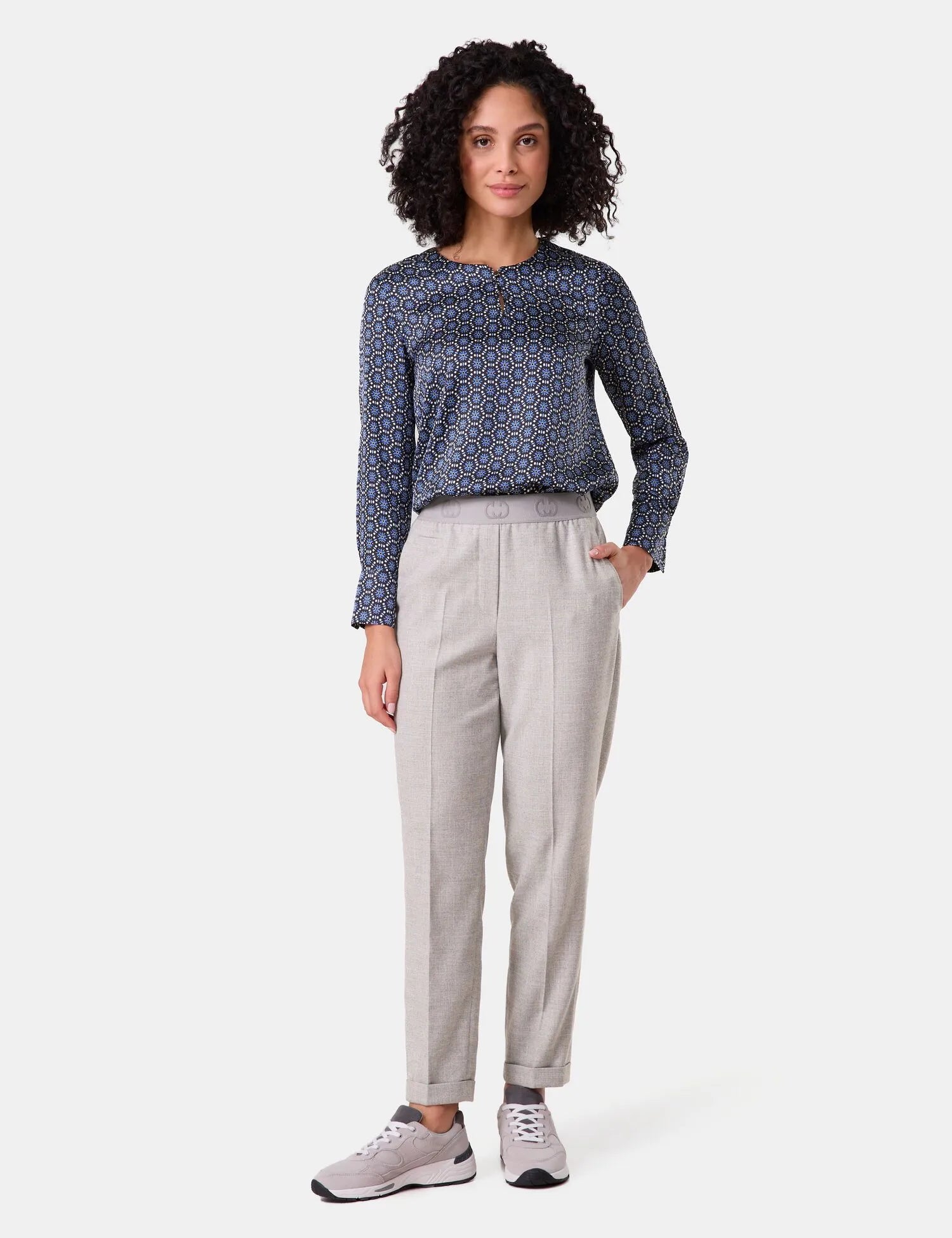 Gerry Weber_Grey Offwhite Patterned_Pant cropped_520002-31201_2120_01