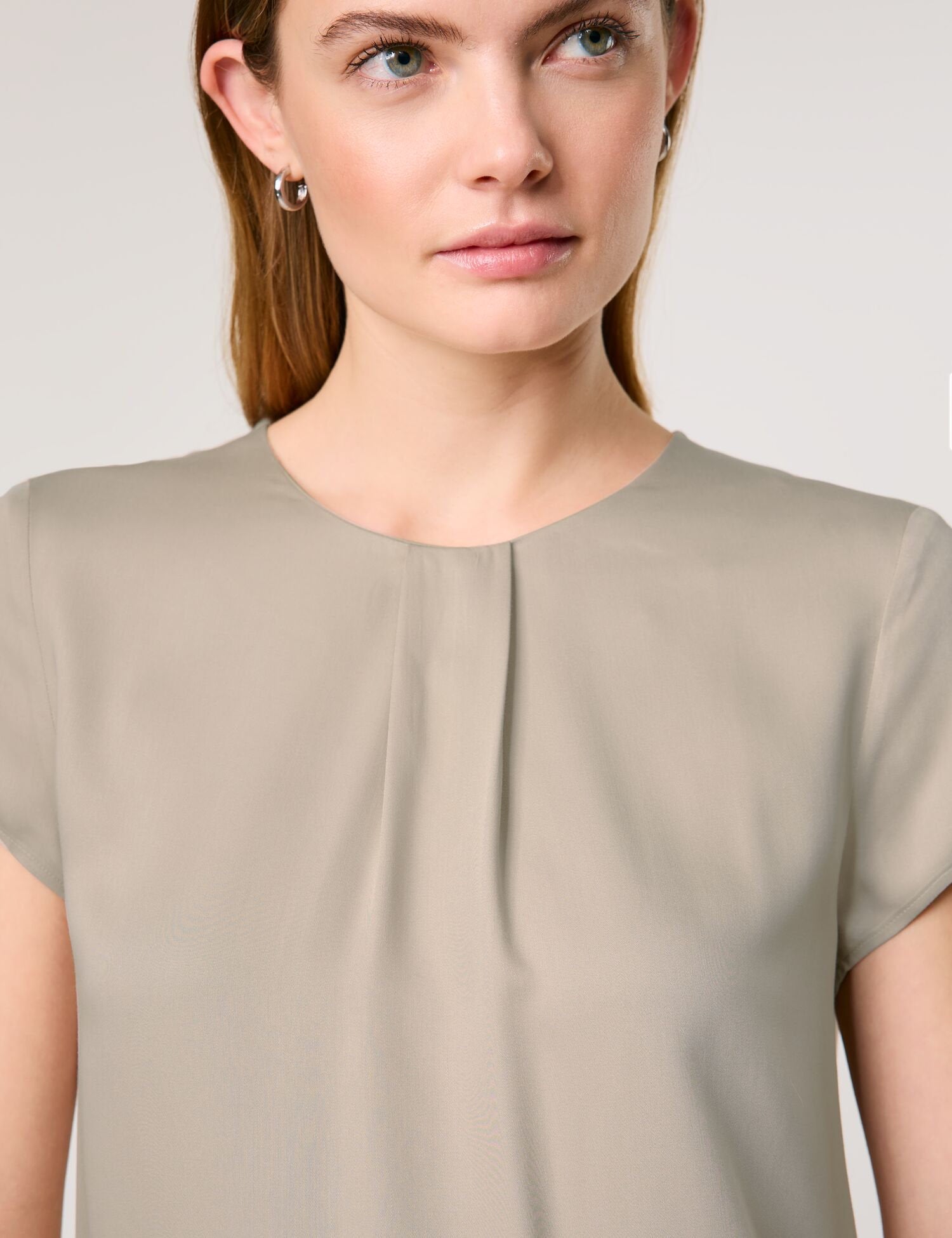 Taifun_Versatile Blouse Top with Short Sleeves_760310-11107_7500_05