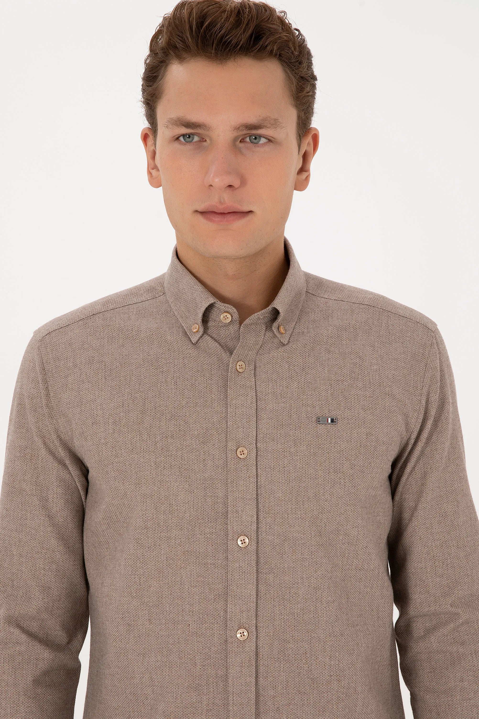 U.S. Polo Assn._Camel_Woven Shirt_G081GL0040 2332993_VR015_02