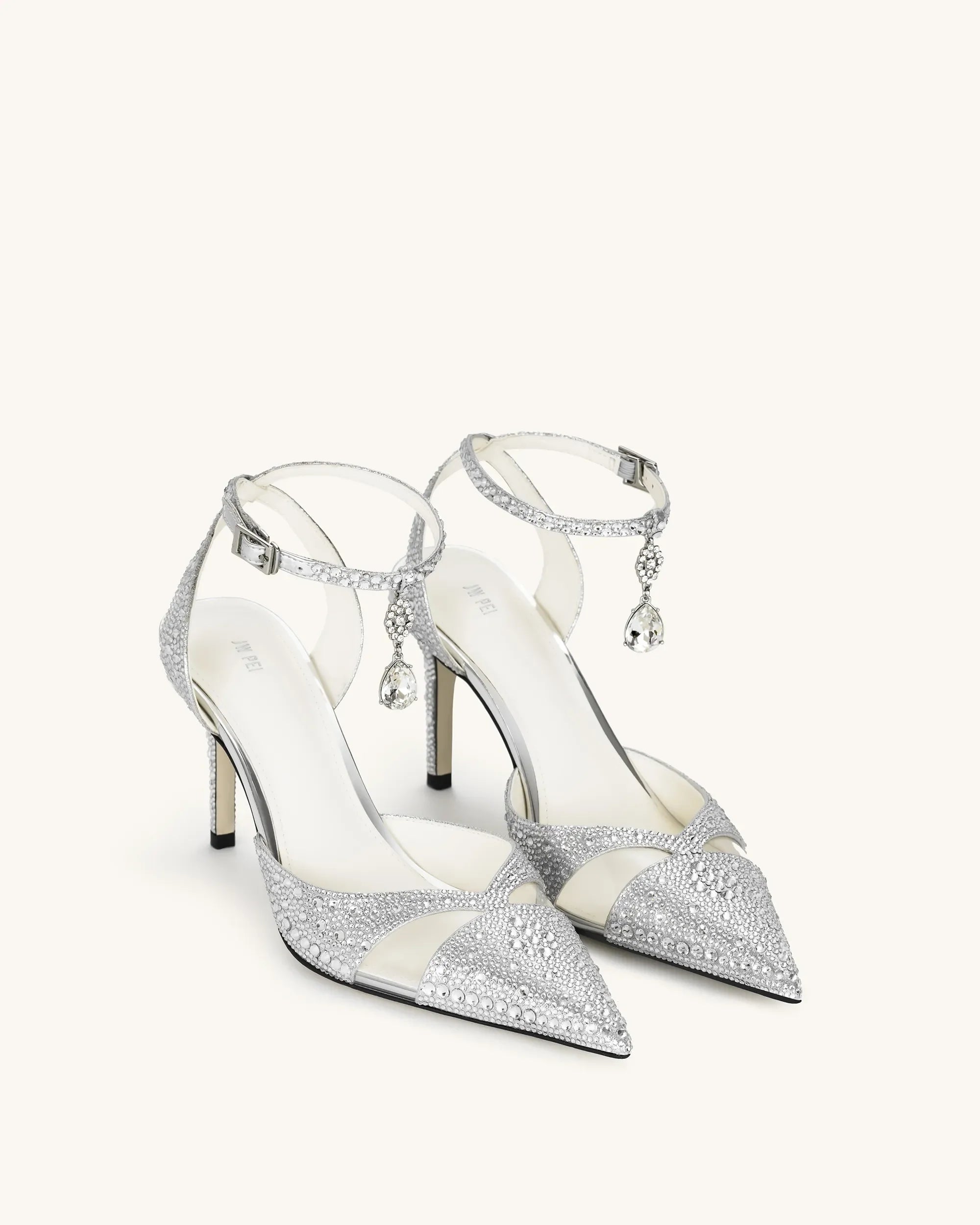 JW PEI_Silver_Haidi Artificial Crystal Pumps_JF30405-9_Silver_05