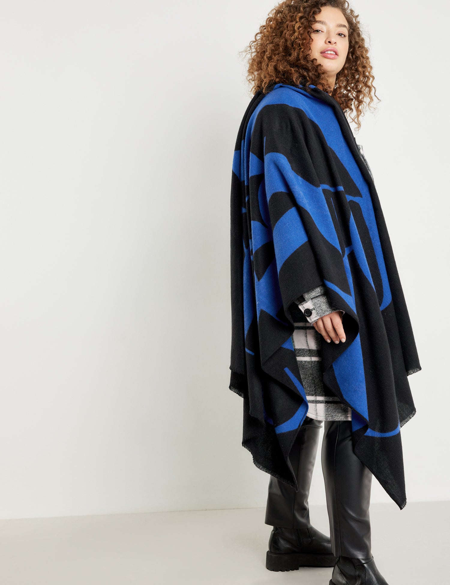 Middle Blue Scarf With Text Print