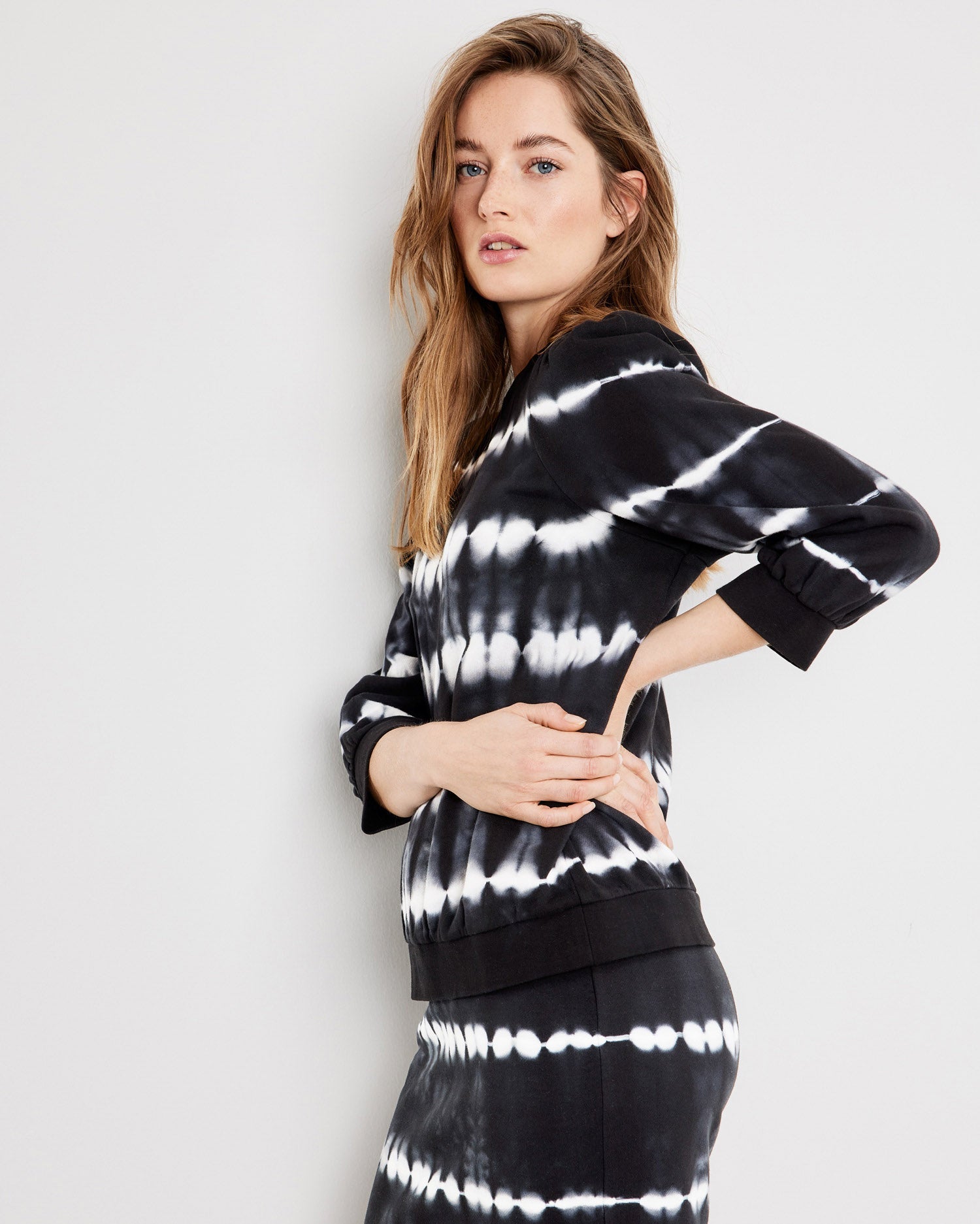 Dark Blue Sweat Shirt