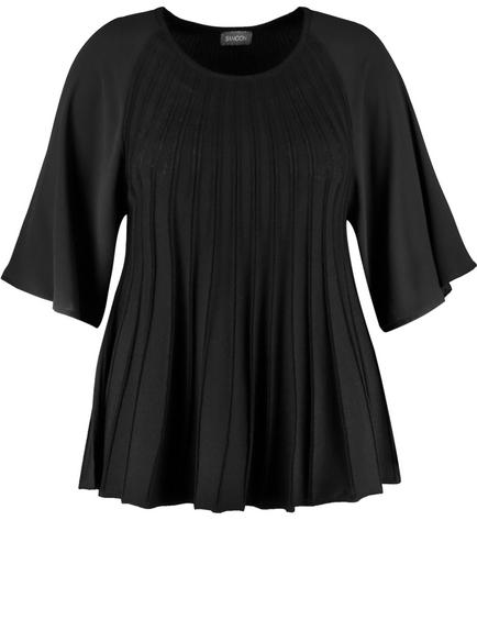Black Pullover 3/4-Sleeve Roundneck