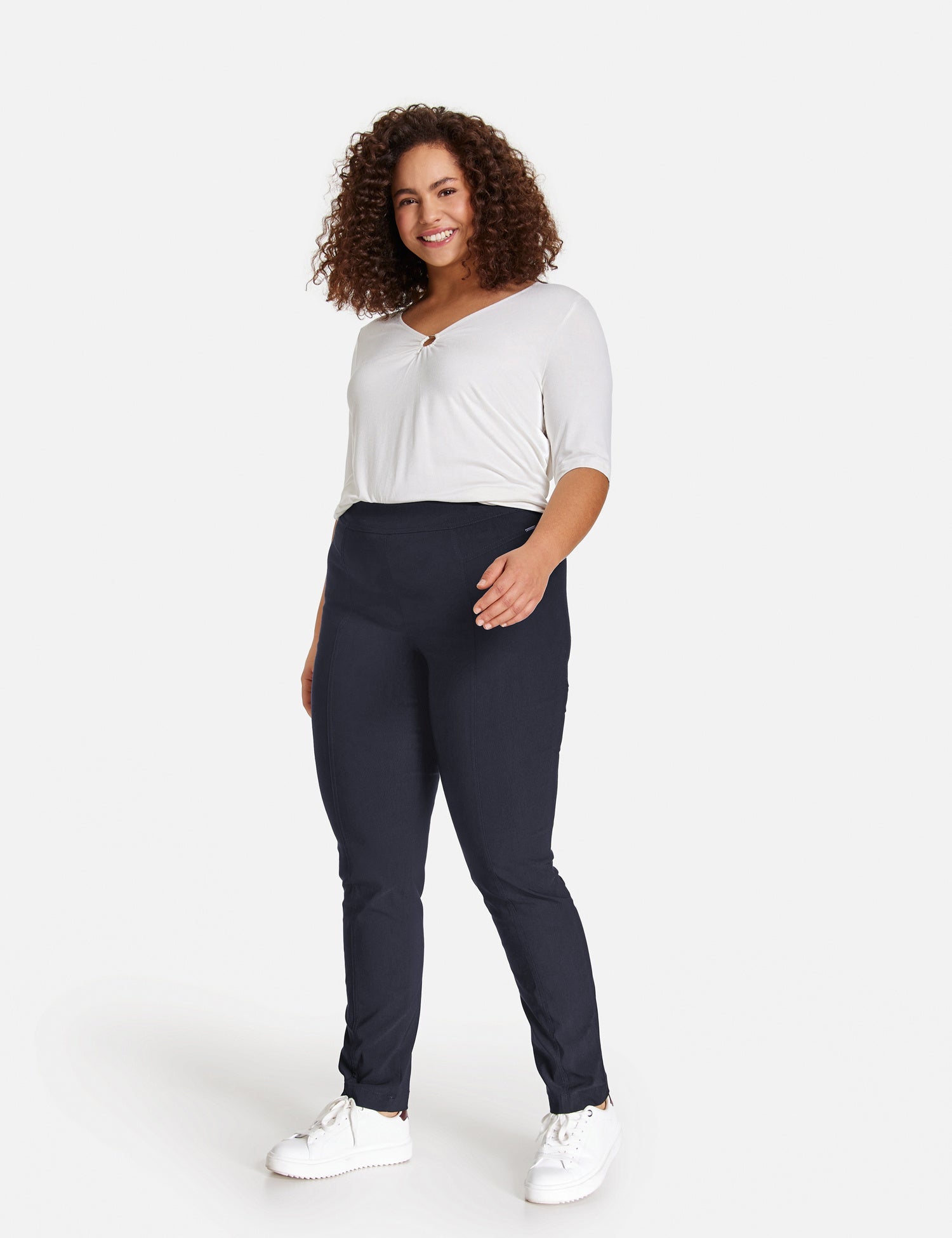Dark Blue Slim Fit Pants Lucy