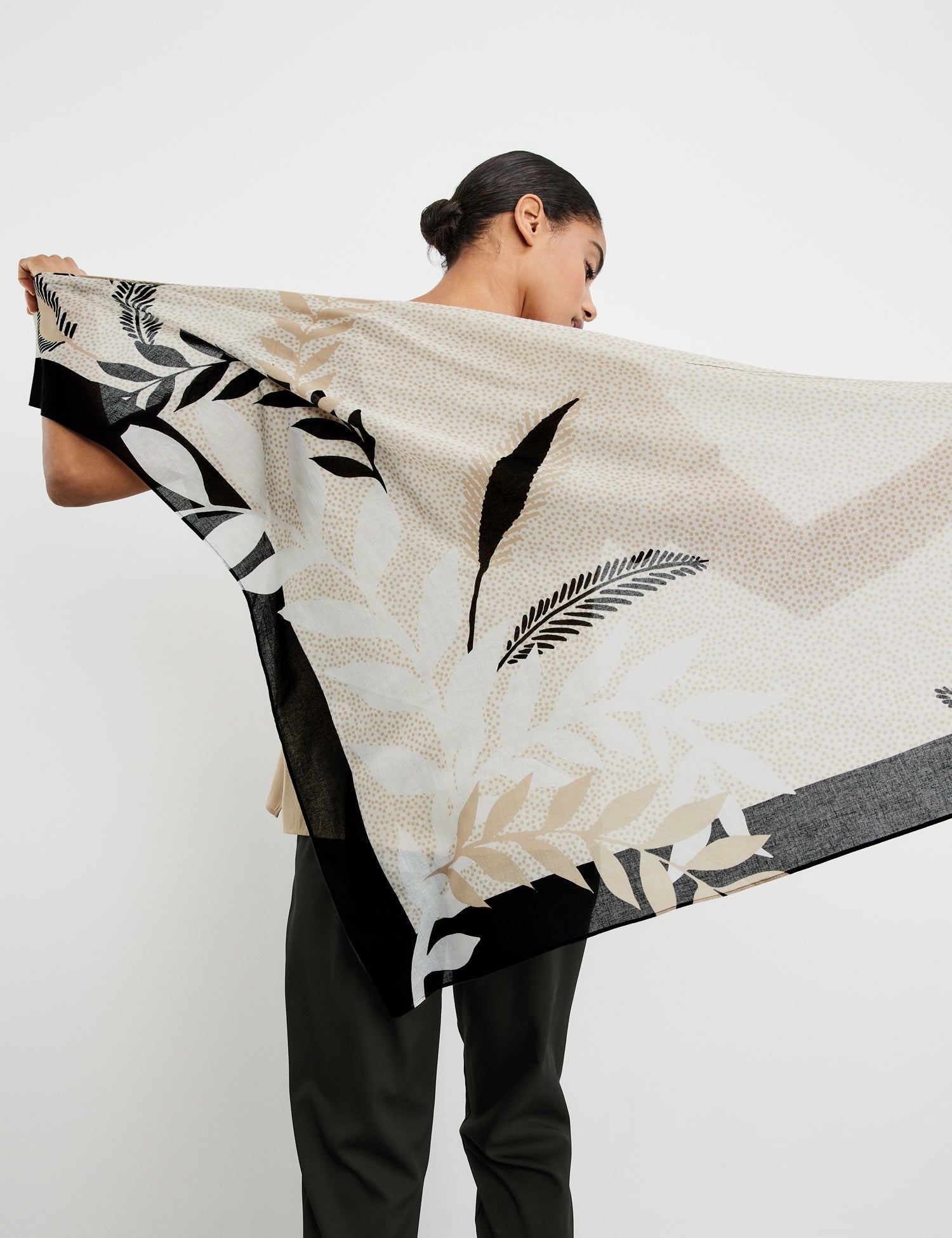 Scarf With A Floral Print