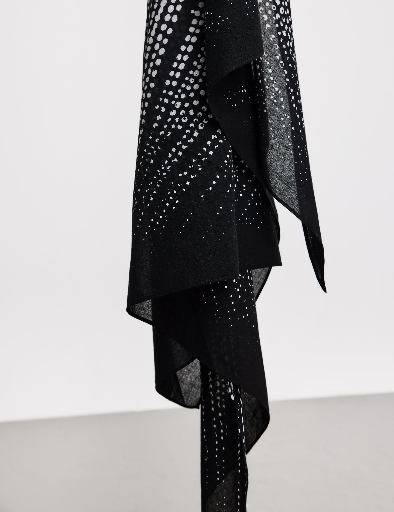 Triangular Scarf With A Print