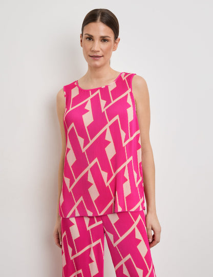 Sleeveless Blouse Made Of Pleated Fabric_260069-66249_3009_03