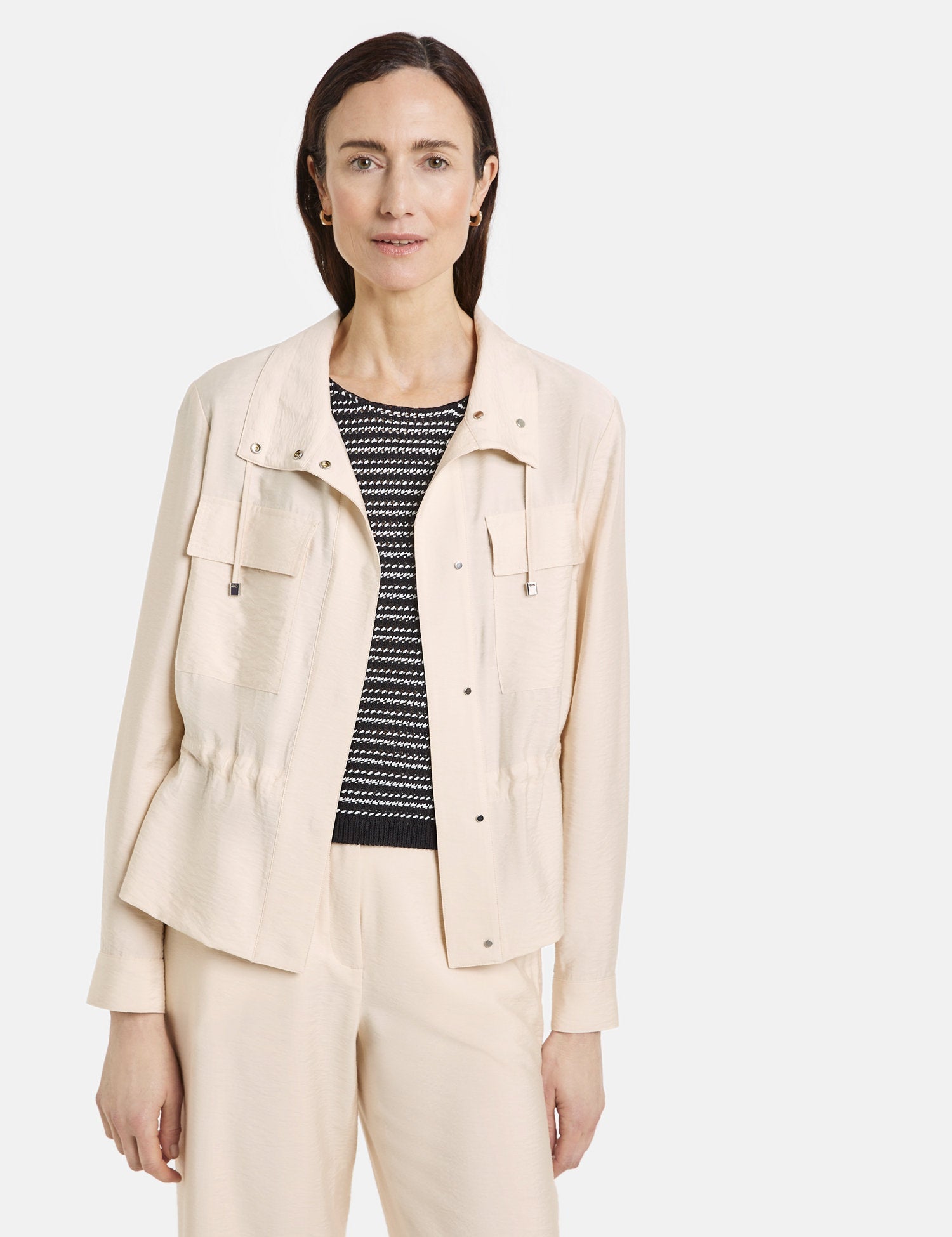 Lightweight Blazer Jacket With A Drawstring_330048-31354_90138_01