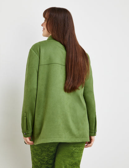 Casual Overshirt In A Velour Look_330210-21324_5570_06