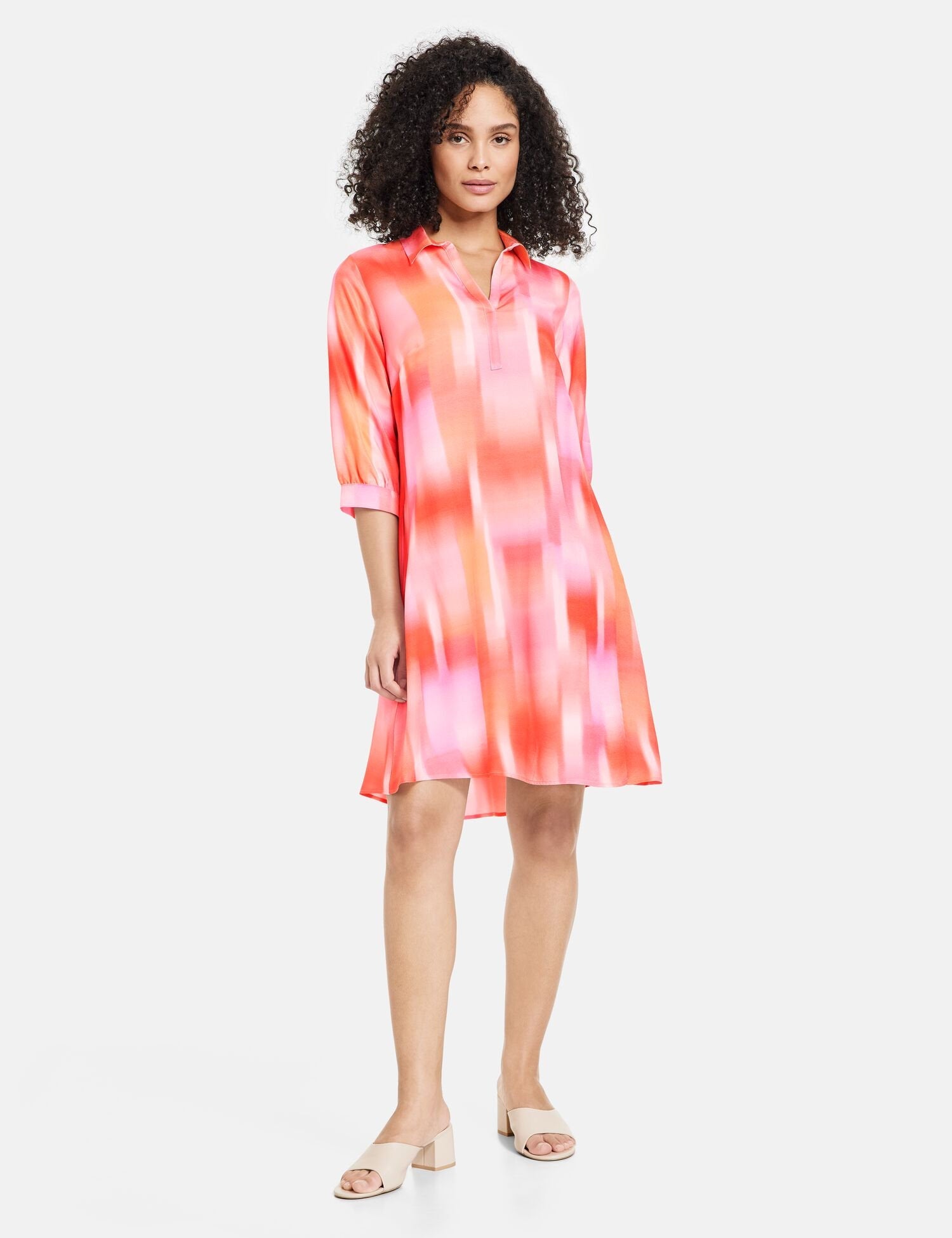 Sustainable Blouse Dress_380052-31525_3038_01