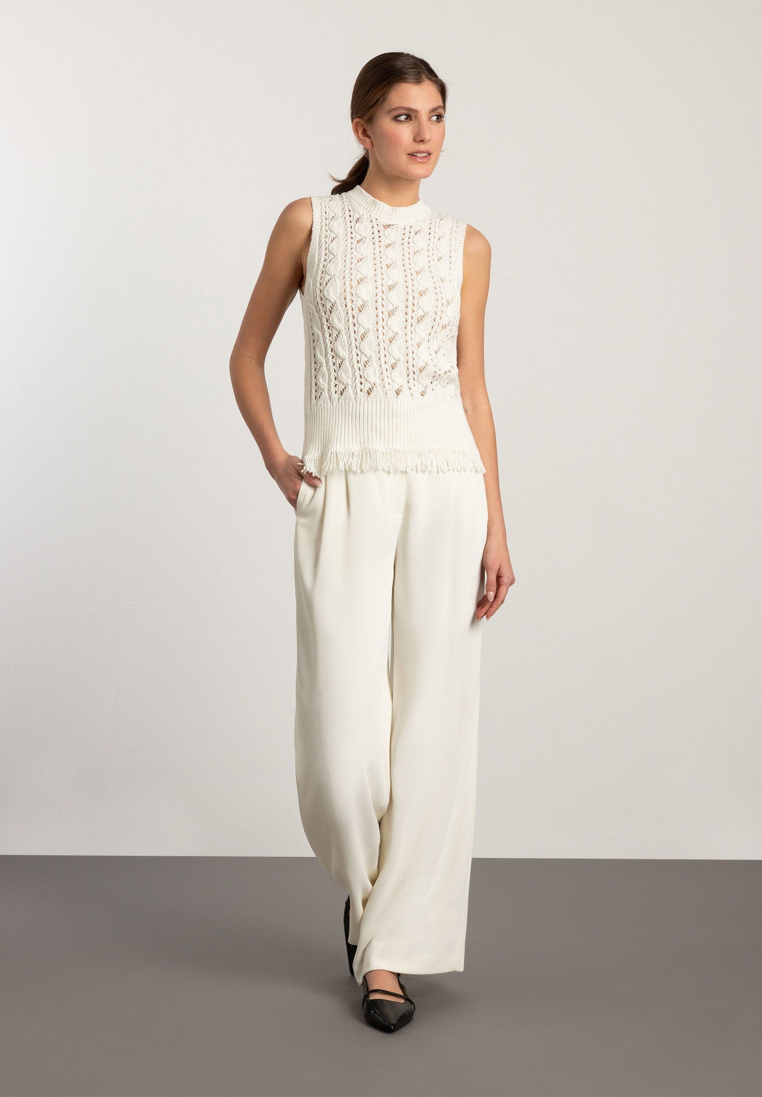 Ecru Wide Trousers_41024053_0041_02