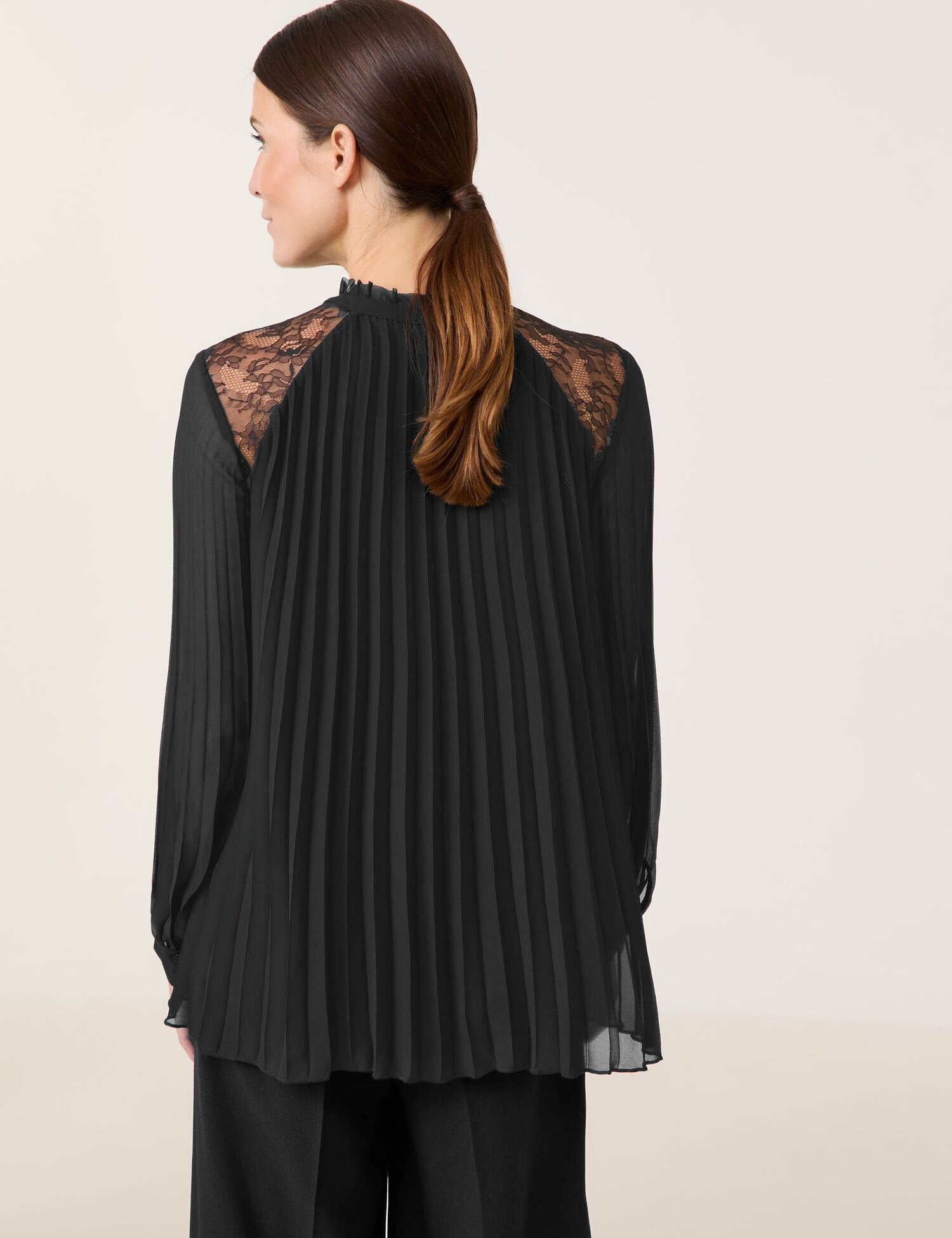 Gerry Weber_Black_Blouse 1/1 Sleeve_460034-31403_11000_06