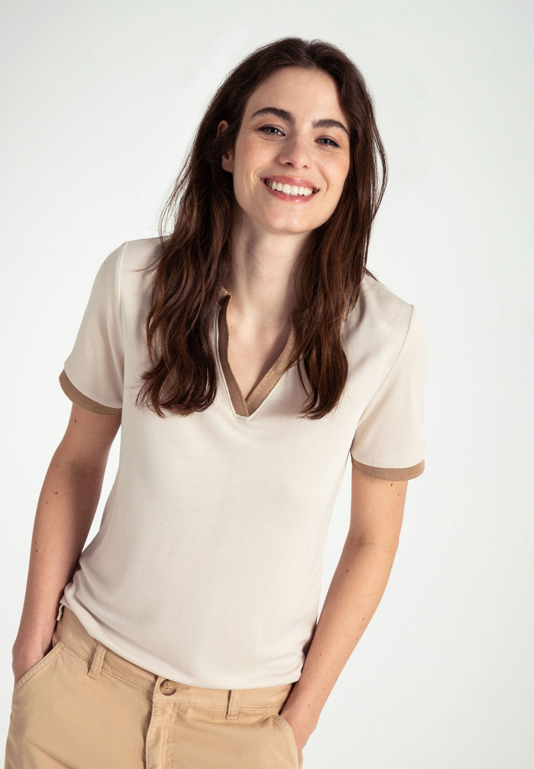 More & More_T-Shirt with Shiny Edge_51020057_0031_01