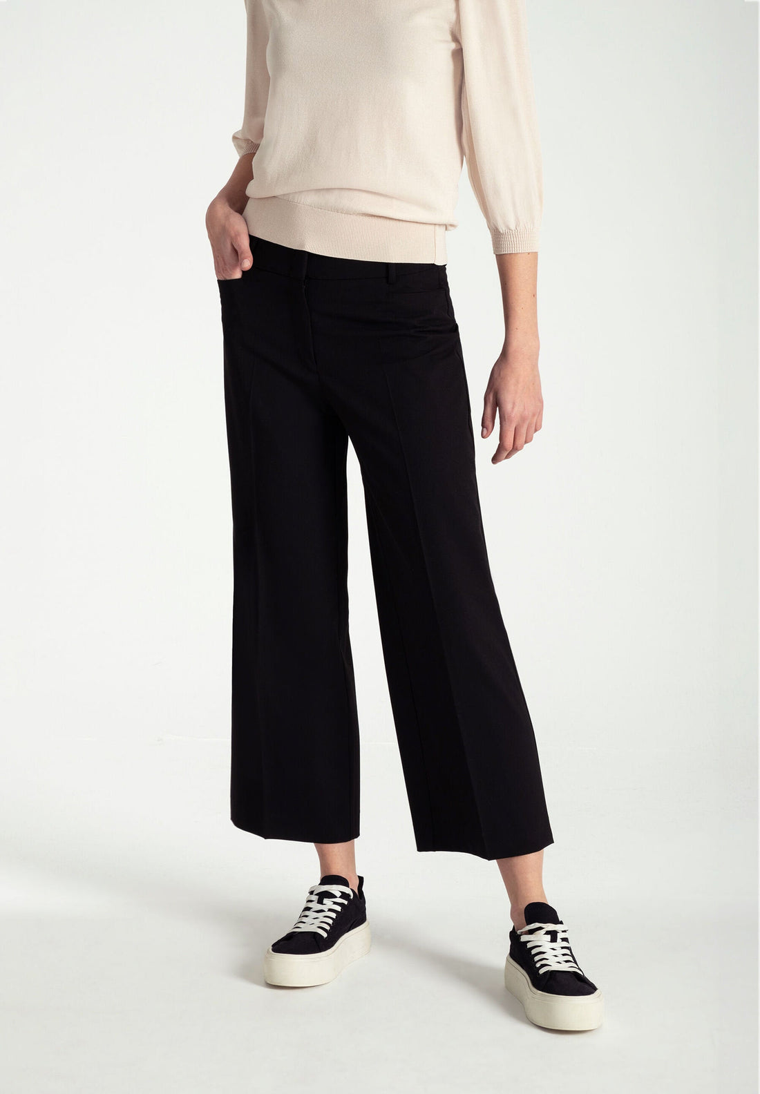 More &amp;  More_Black Culottes_51024056_0790_02