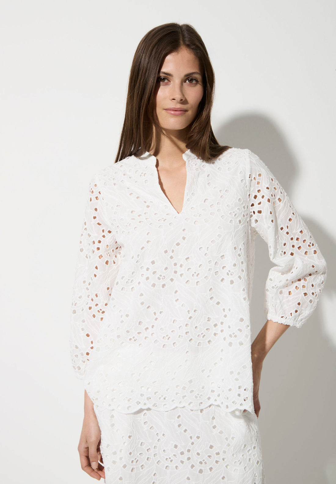 More & More_Cotton Lace Blouse_51042065_0010_01