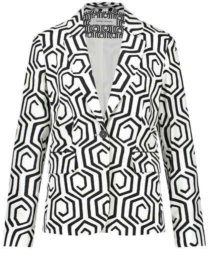 Gerry Weber_Sustainable Blazer with an All-Over Pattern_530042-31430_9069_04