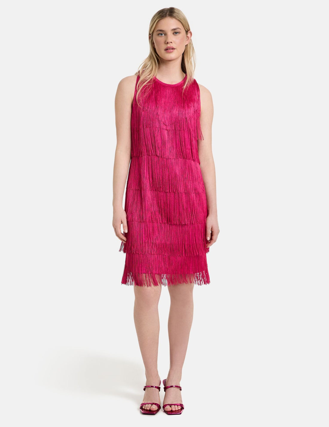 Sleeveless Dress With Fringing_580339-11122_3350_01