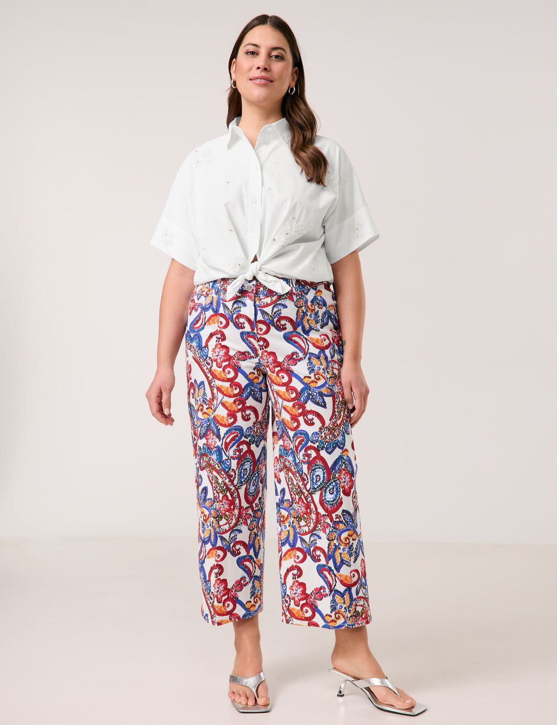 Samoon_Lotta Wide 3/4-Length Trousers with a Paisley Print_620618-21133_6592_01