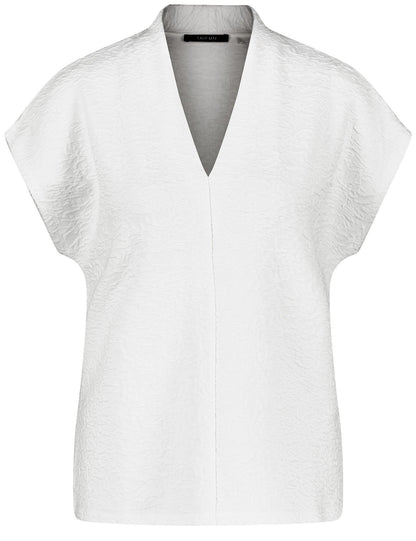 Taifun_Textured Top with a V-Neckline_771343-16146_9700_02