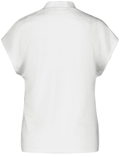 Taifun_Textured Top with a V-Neckline_771343-16146_9700_03