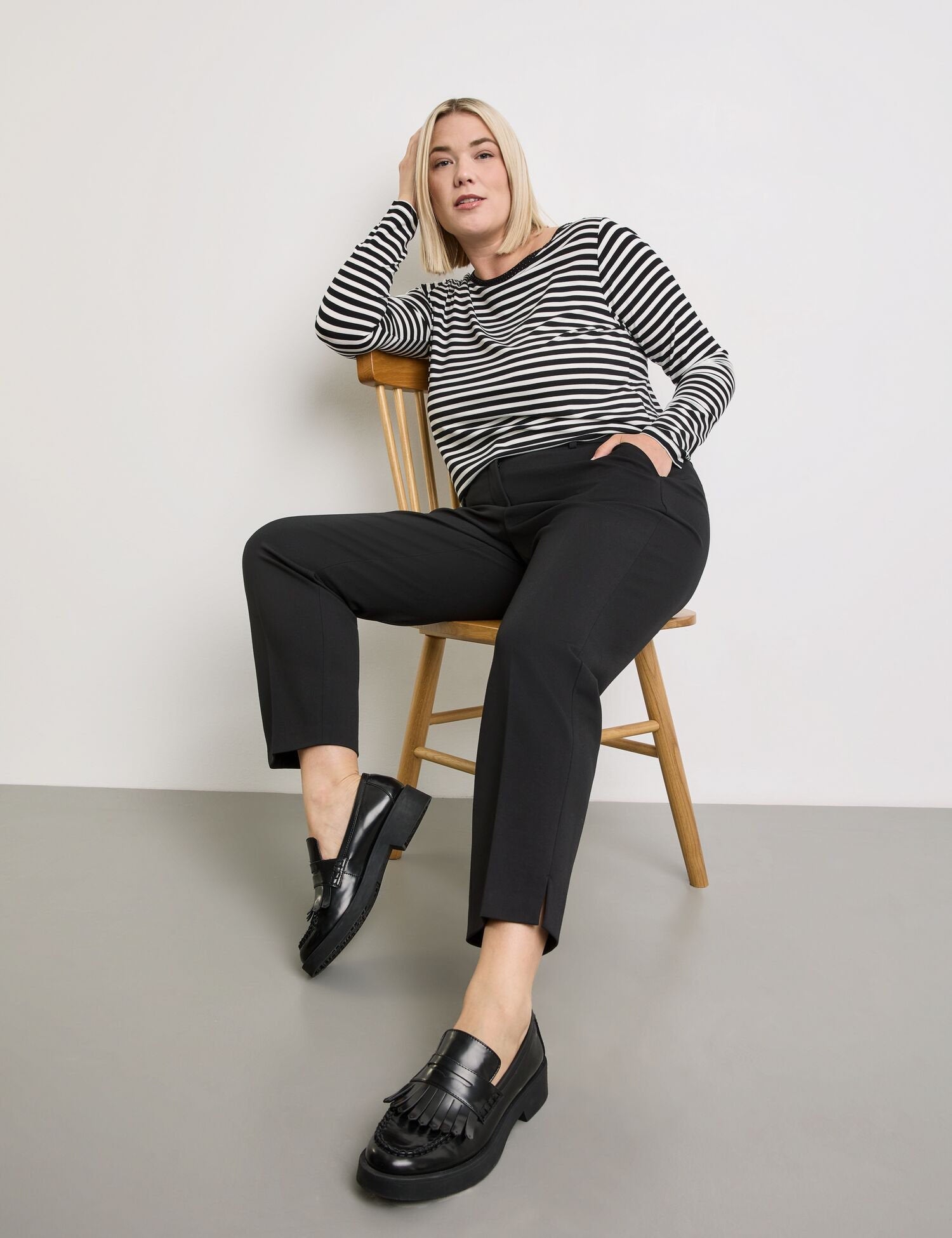 Samoon_Greta Sophisticated 7/8-Length Trousers_920981-29038_1100_08