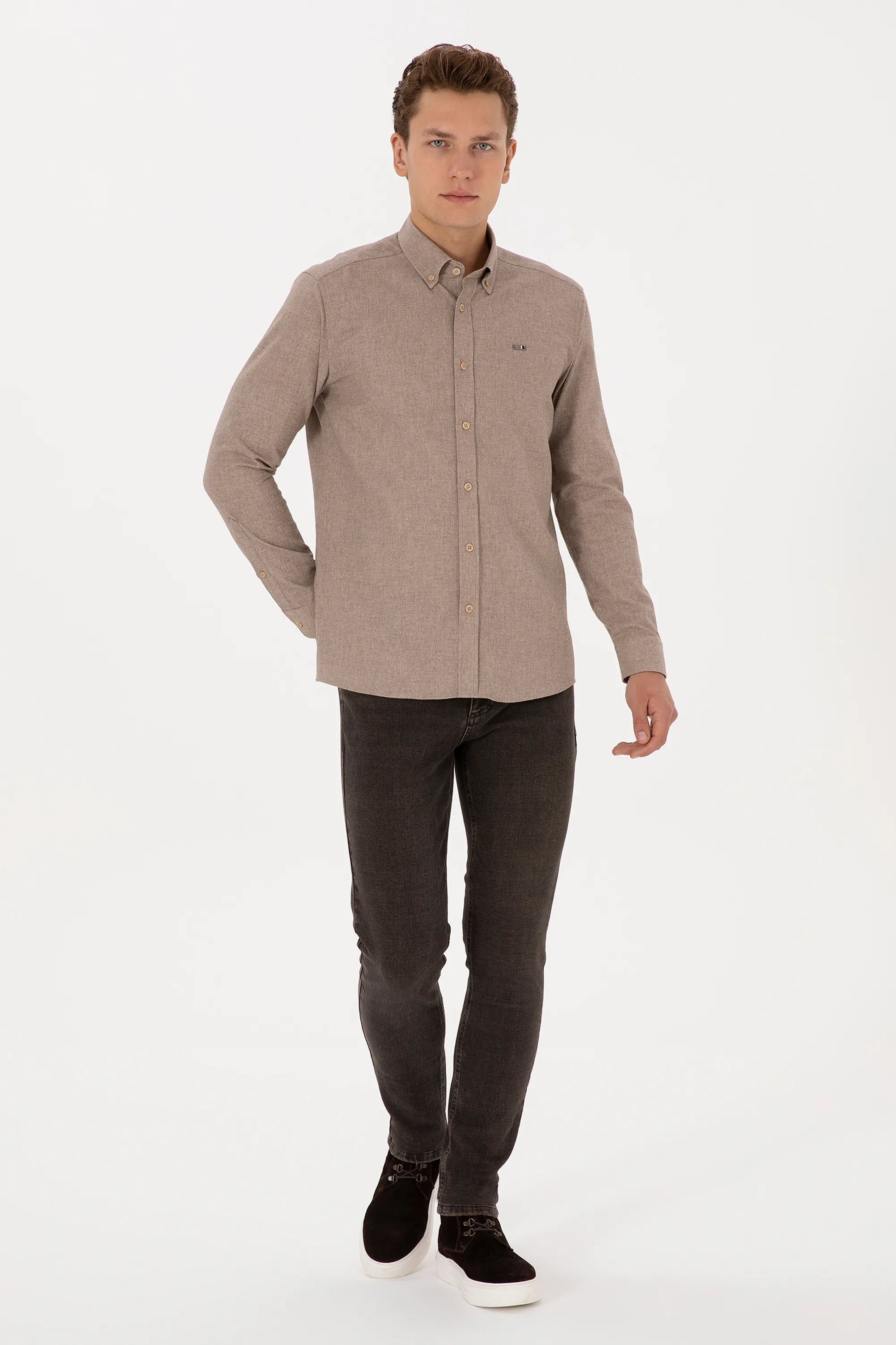 U.S. Polo Assn._Camel_Woven Shirt_G081GL0040 2332993_VR015_04