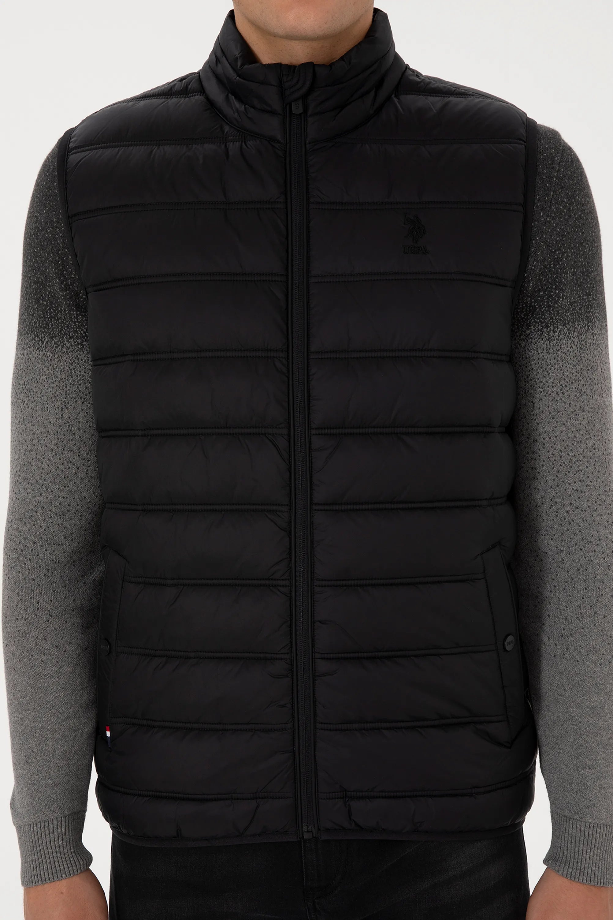 U.S. Polo Assn._Black_Woven Vest_G081GL0100 2246396_VR046_06