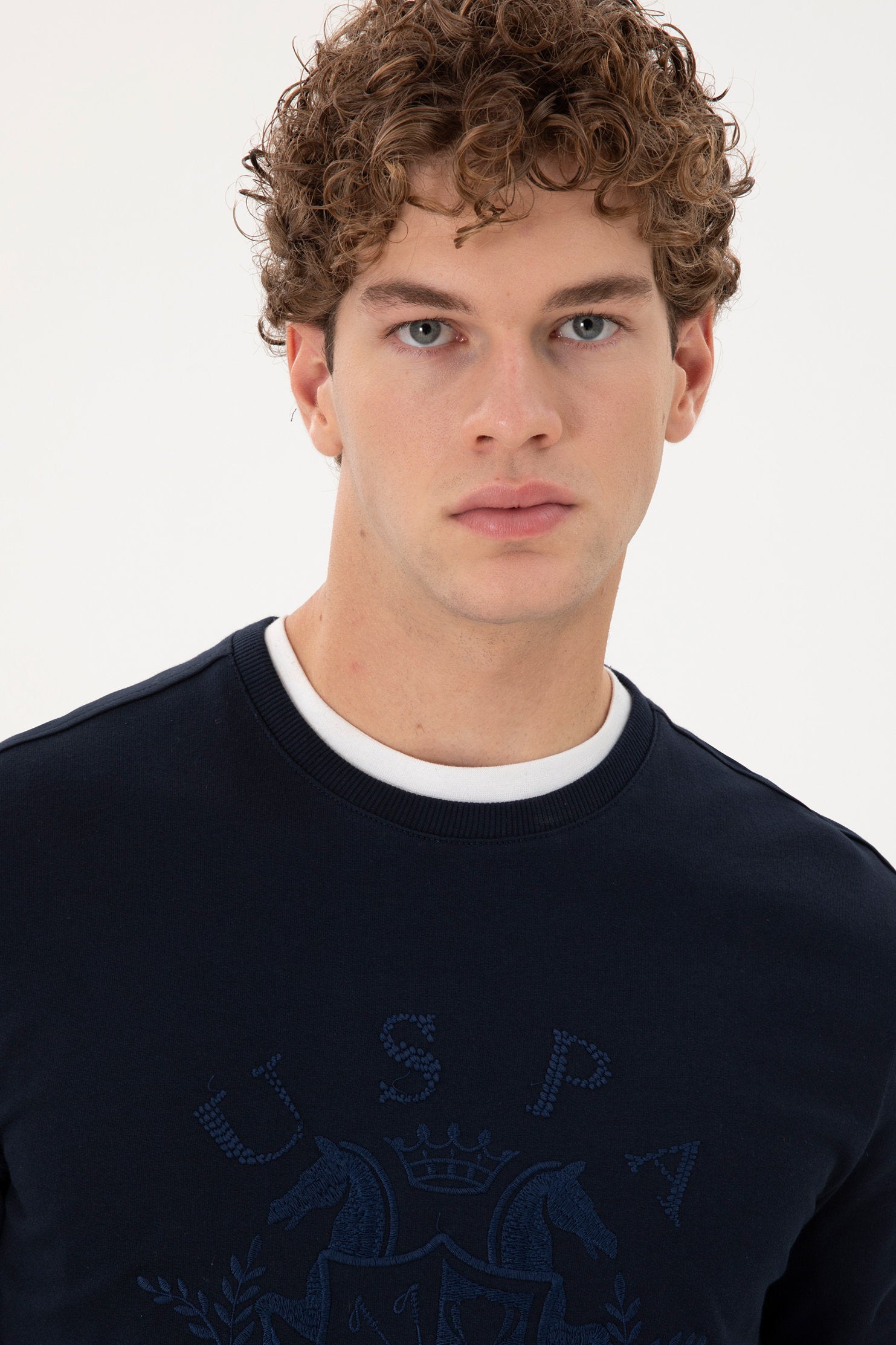 Blue Round Neck Pullover_G081SZ0820 1945650_VR033_02