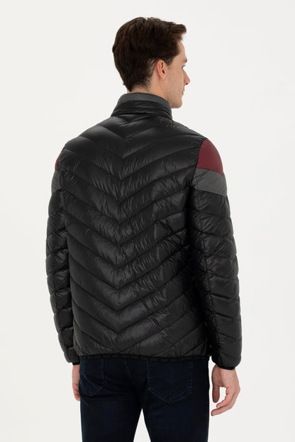 Black Puffer Jacket_G081SZ0MS0 1666599_VR046_04