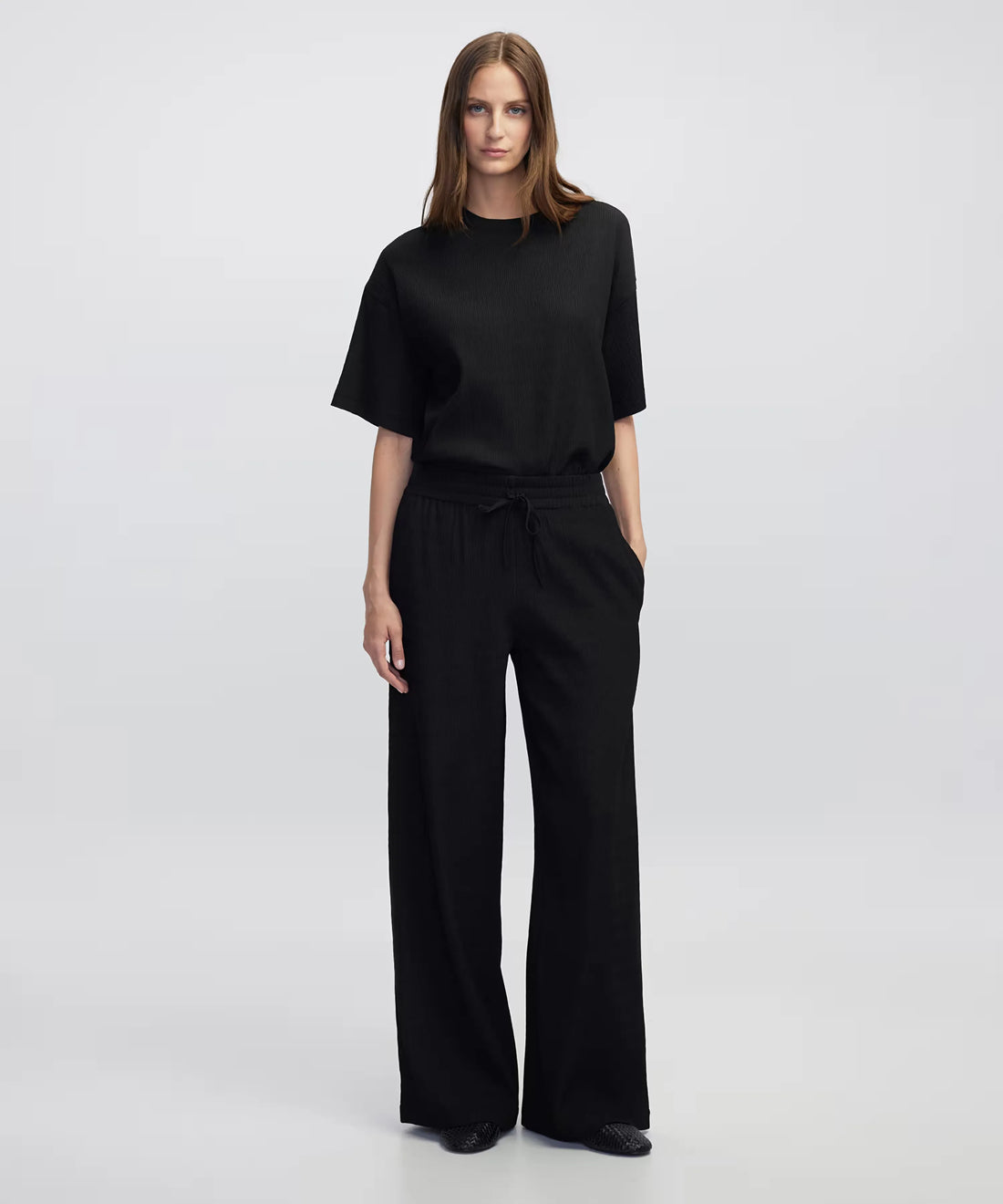 IPEKYOL_Black_Blouse_iw6250006059_1_02