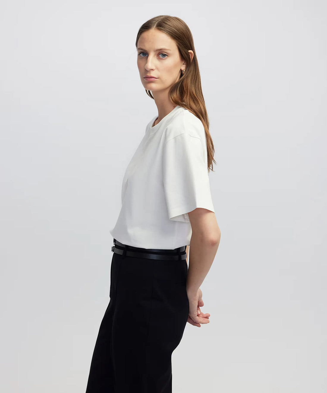 IPEKYOL_Ecru_T-Shirt_iw6250070080_18_02