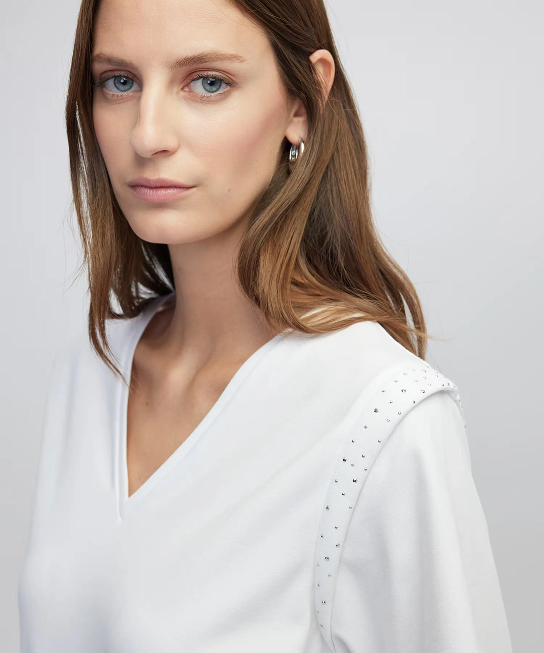 IPEKYOL_Ecru_T-Shirt_iw6250070083_18_01