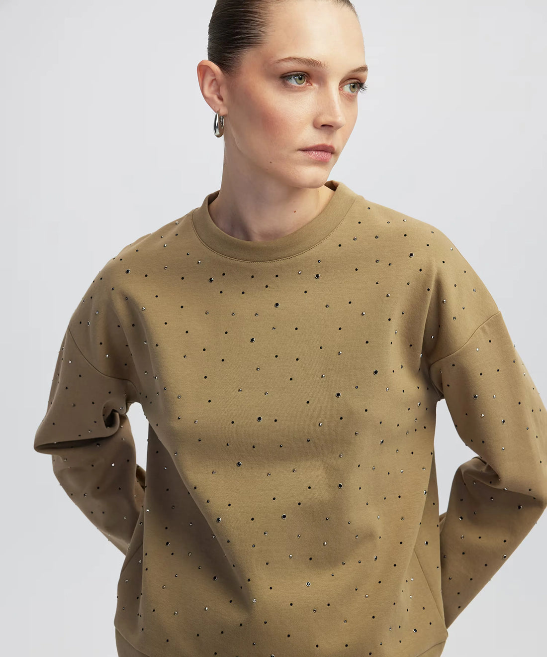 IPEKYOL_L.Khaki_Sweatshirt_iw6250091024_176_01
