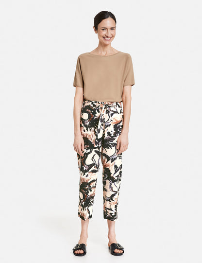 Patterned 7/8-Length Trousers With A Tie-Around Belt