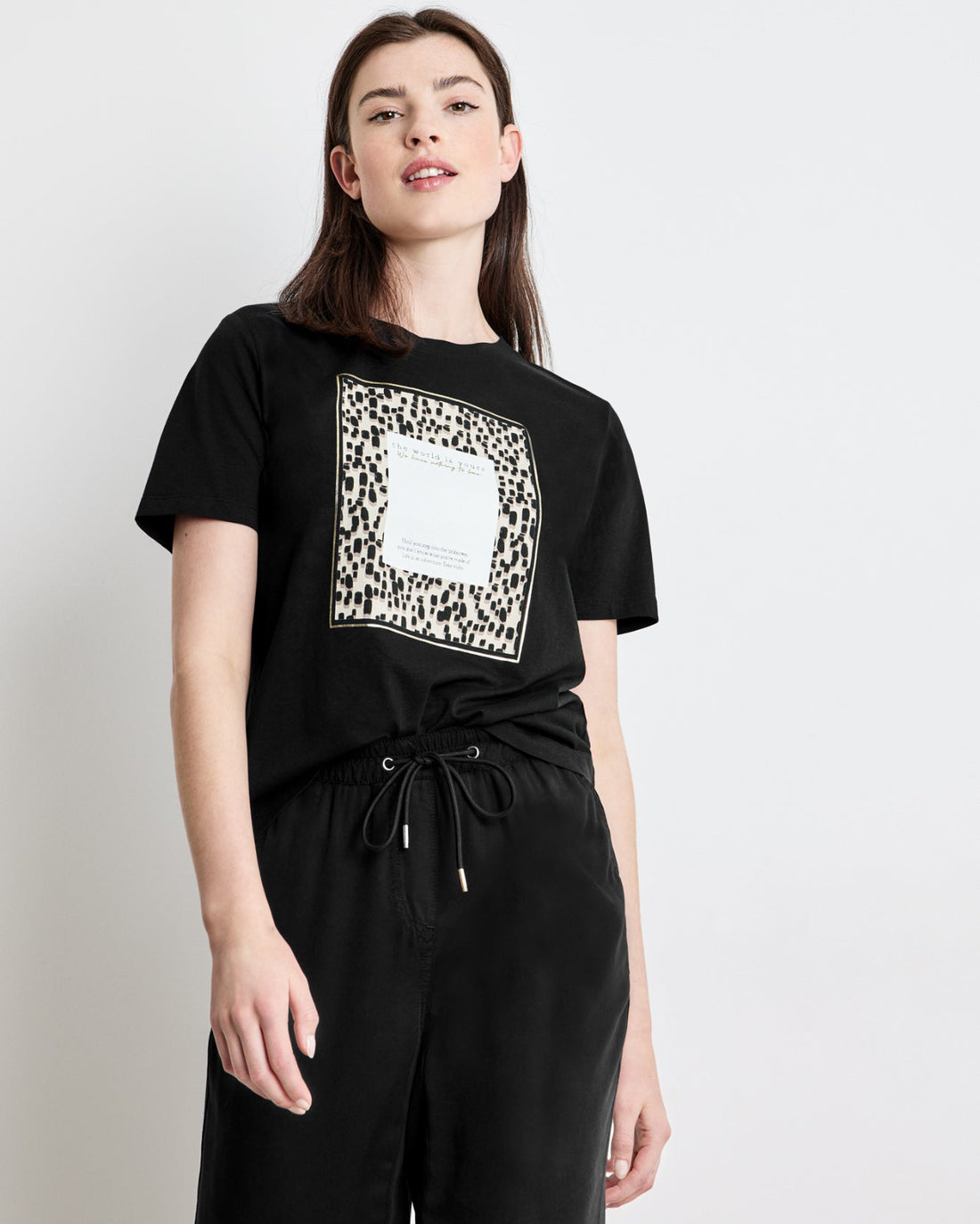 Black T-Shirt 1/2 Sleeve