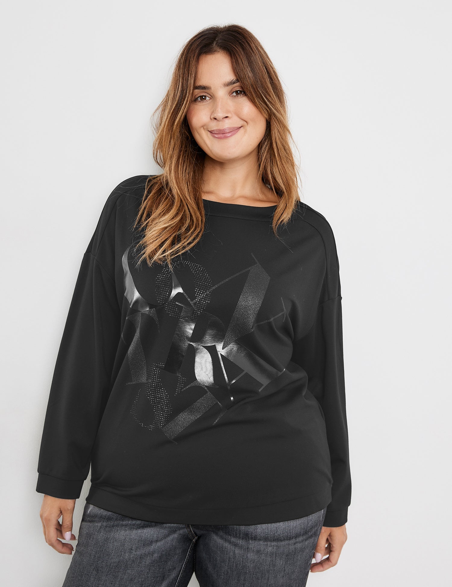 Black Sweatshirt With Printed Lettering