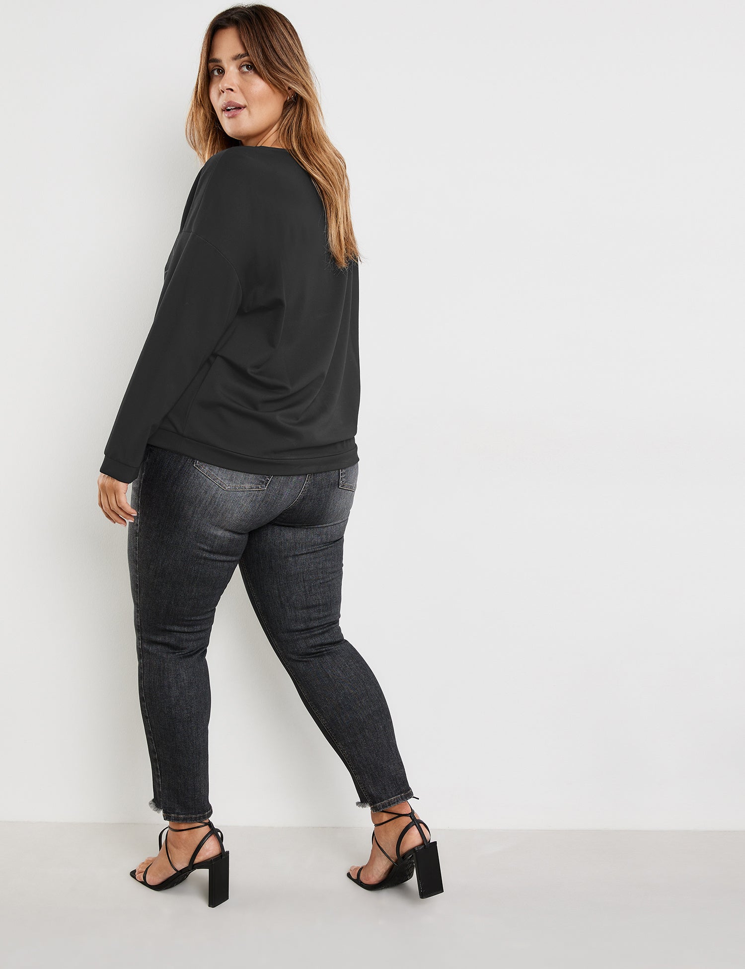 Black Sweatshirt With Printed Lettering