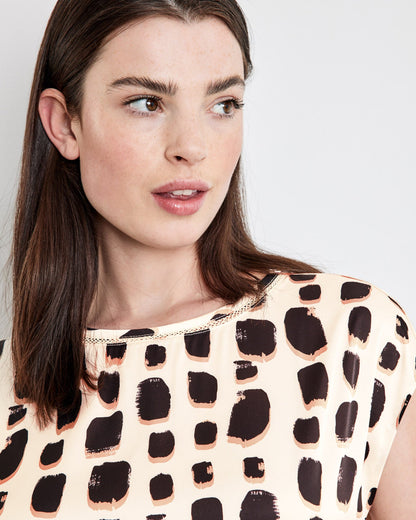 Beige T-Shirt 1/2 Sleeve