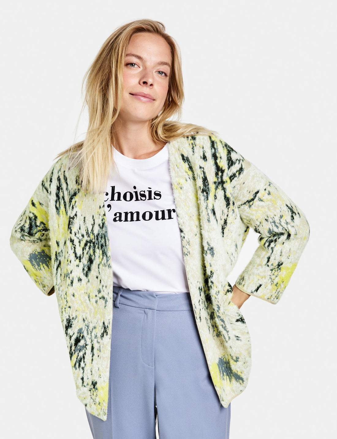 Multi-Color Open Knitted Cardigan With 3/4 Sleeves