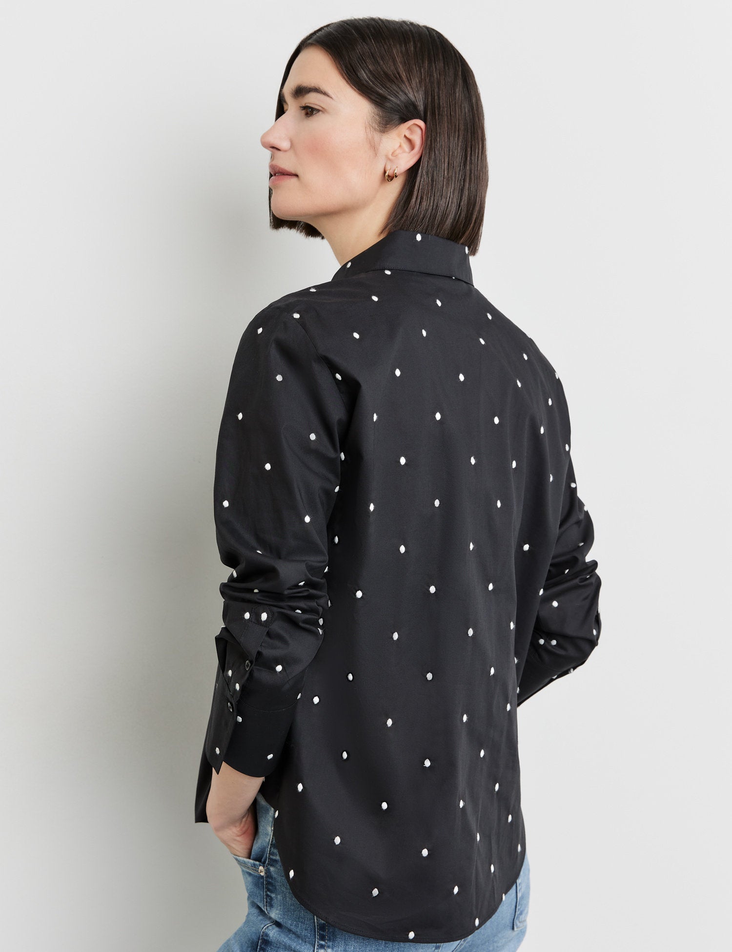 Long Sleeve Cotton Blouse With Lined Side Vents_260056-66410_1000_06