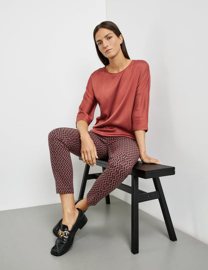 3/4 Sleeve Top With A Fabric Panel And A Subtle Sheen_270229-35033_60703_05