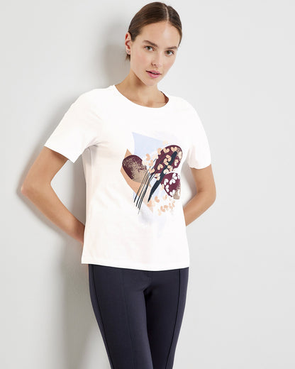 White T-Shirt With A Front Print