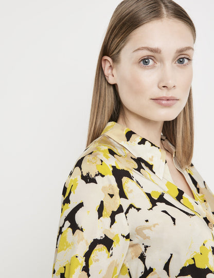 Print Blouse With A Subtle Shimmer
