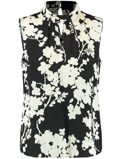 Sleeveless Blouse With A Stand-Up Collar