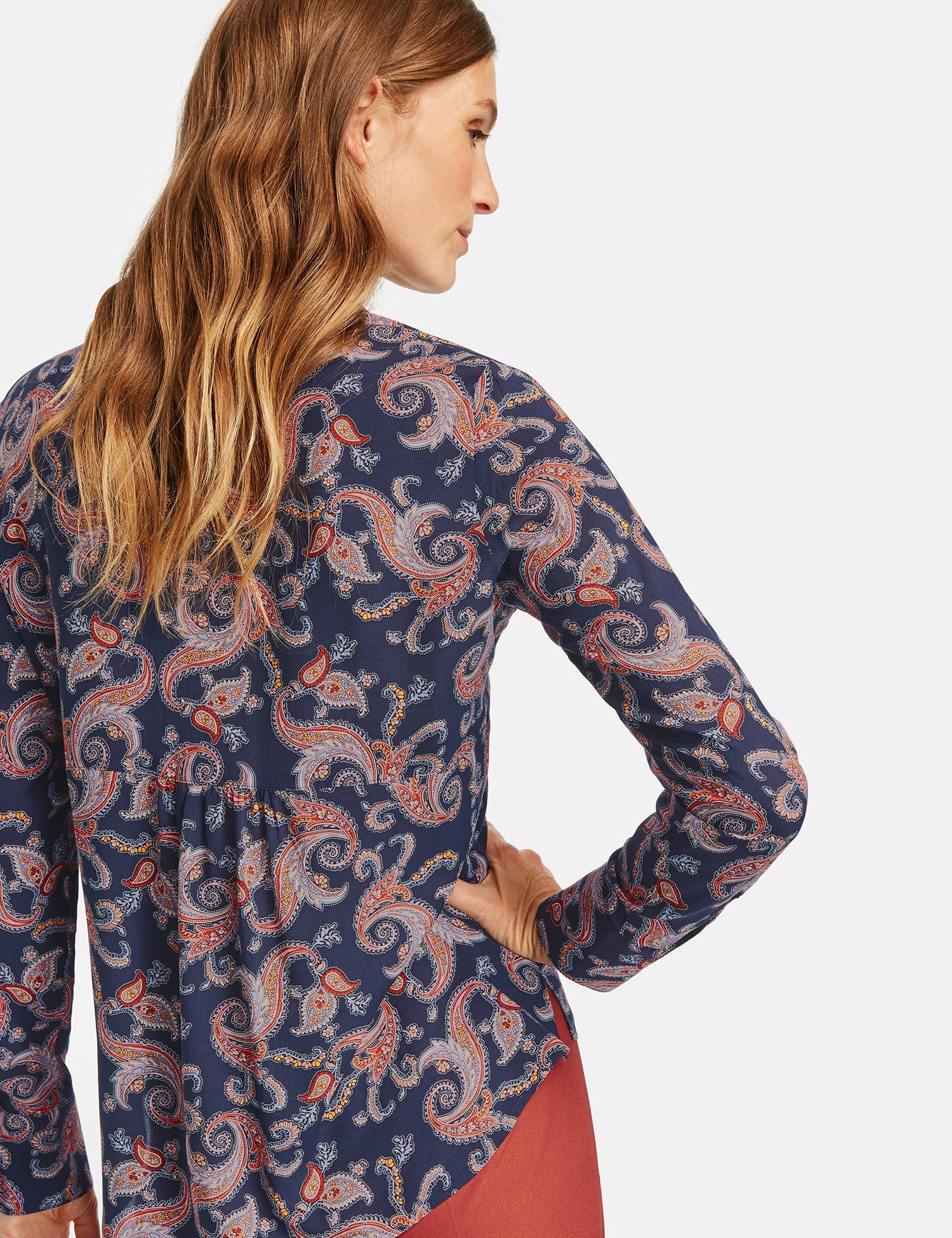 Multi-Color Blouse Long-Sleeve