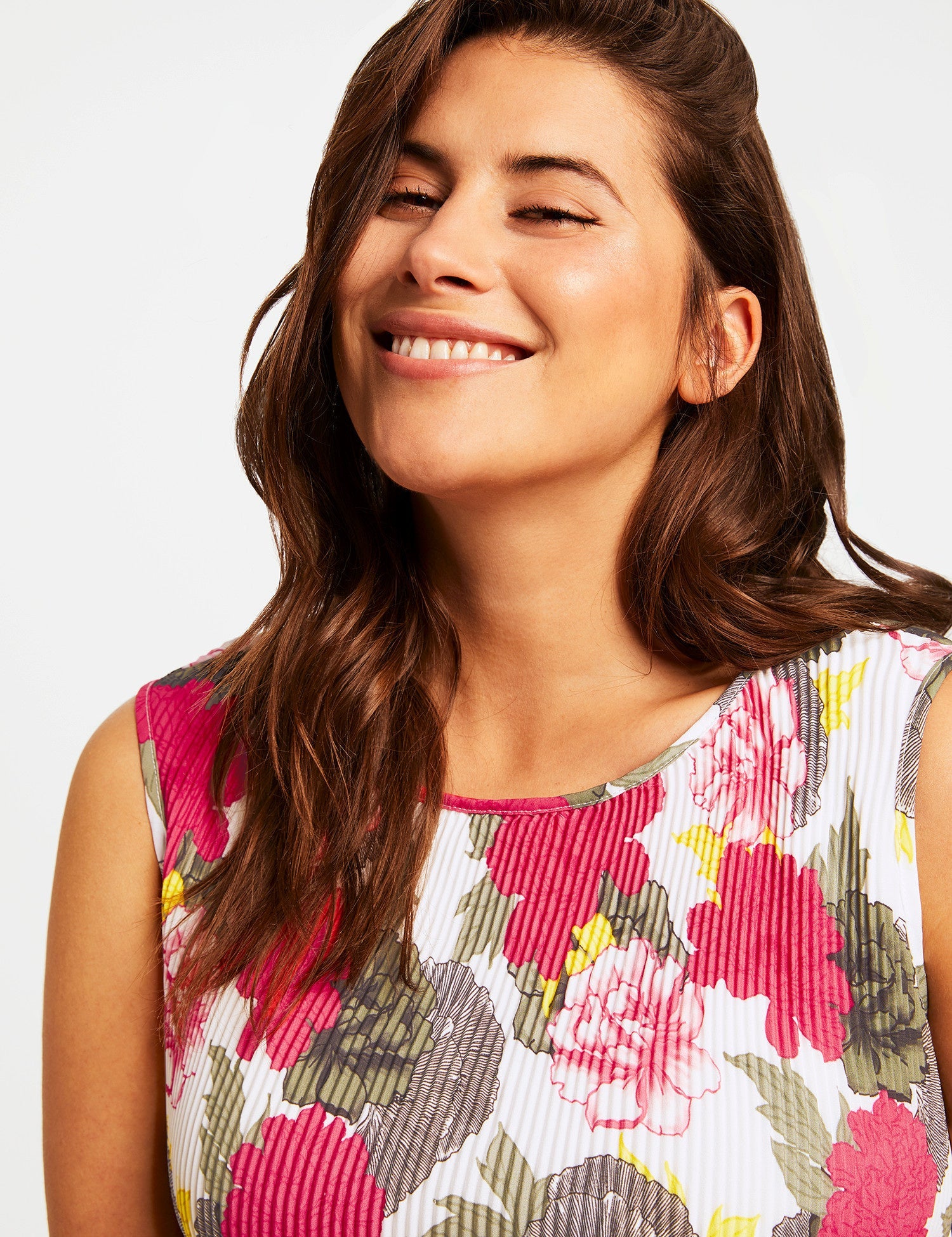 Pink Blouse Without Sleeve