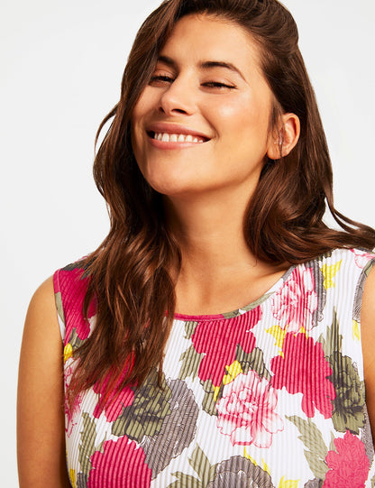 Pink Blouse Without Sleeve