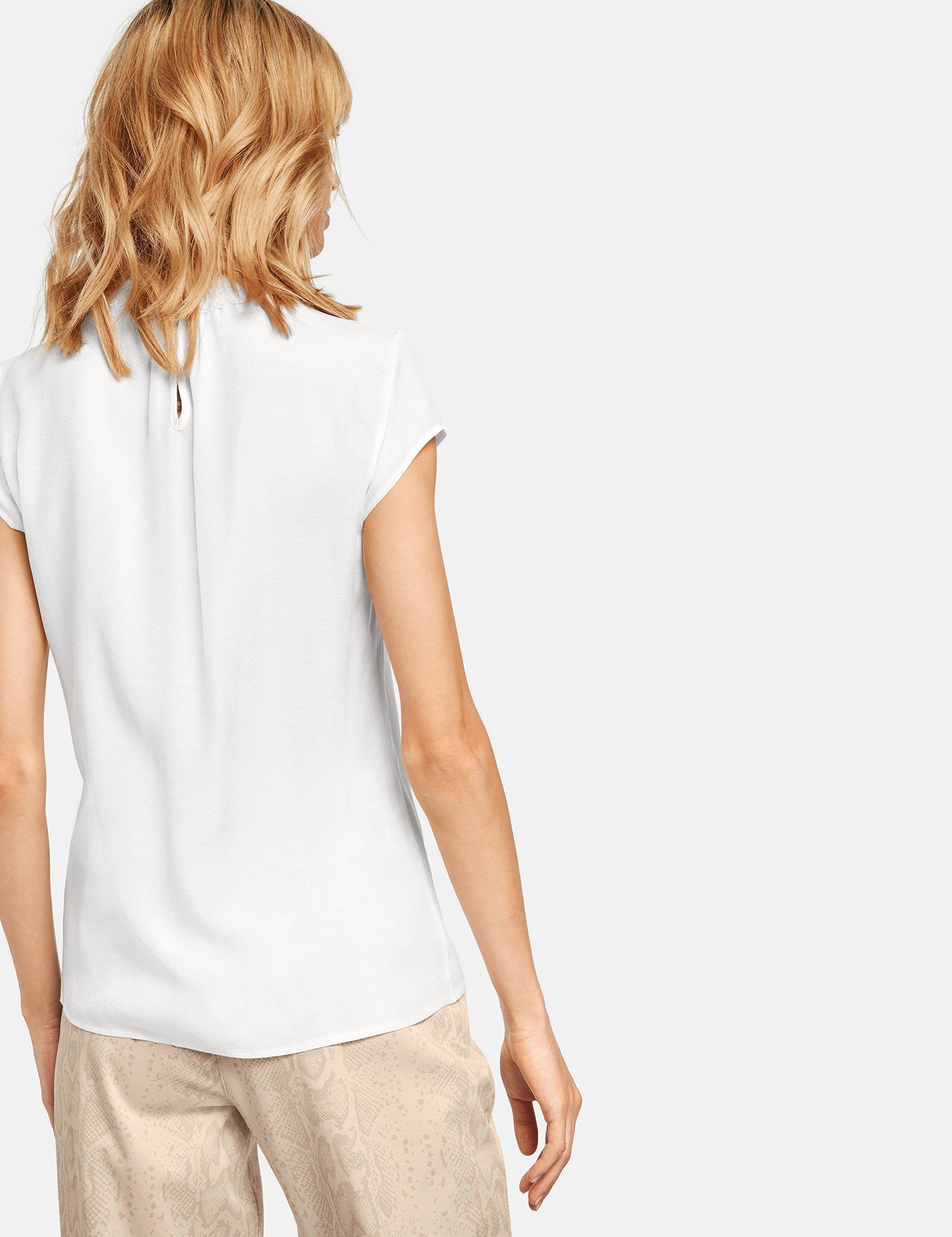 White Blouse Short-Sleeve