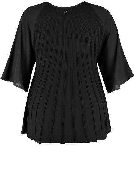 Black Pullover 3/4-Sleeve Roundneck